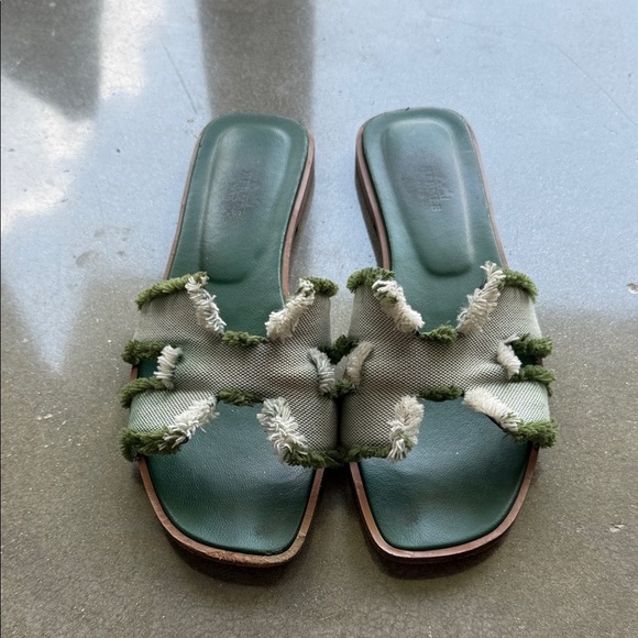 Hermes Oran Sandal - Picture 1 of 9